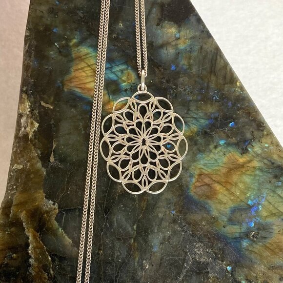 Sterling Silver 925 Oval Pierced Filigree Scrollwork Pendant Necklace 17.5" - Picture 2 of 16